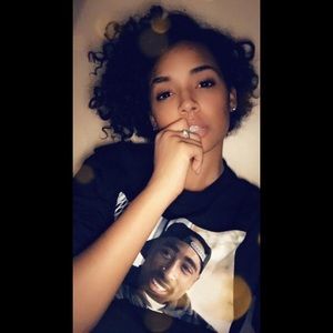 Meet your Posher, Shanae